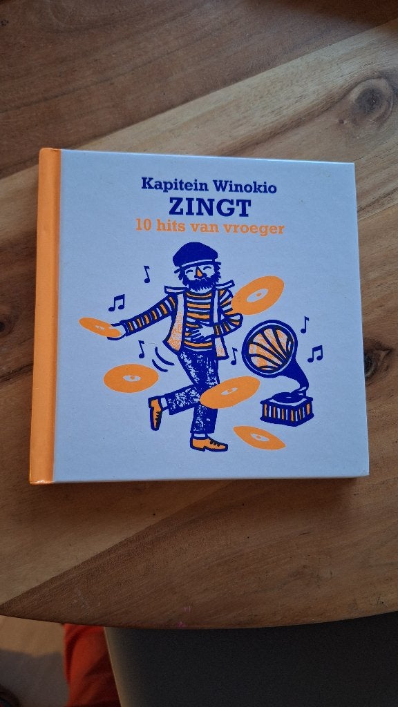 Kapitein Winokio zingt 10 hits van vroeger, Boeken, Ophalen of Verzenden, Zo goed als nieuw