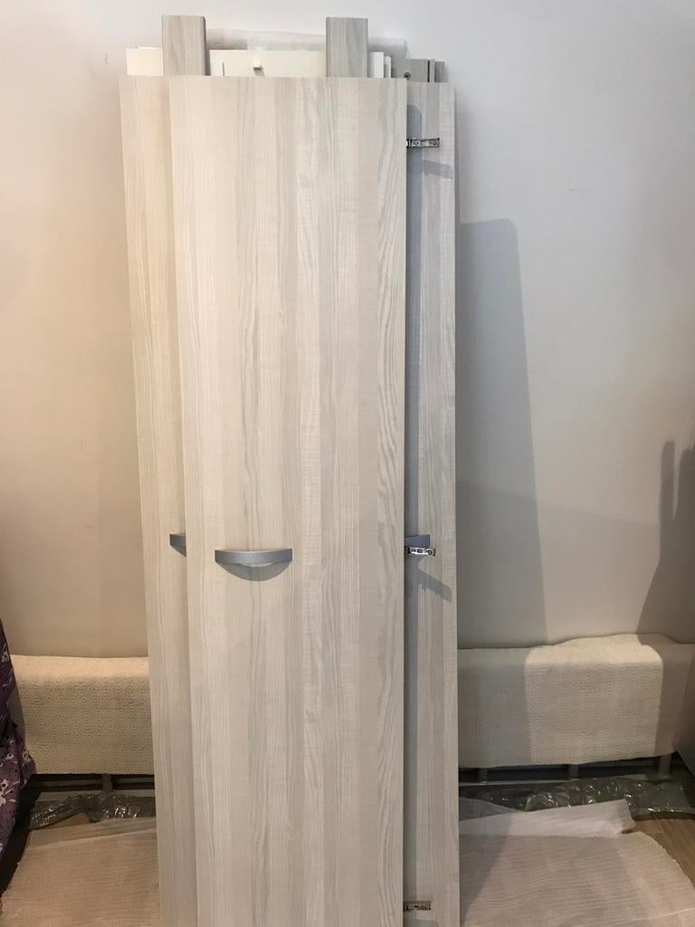 KLEERKAST İN PERFECTE NİEUWE STAAT !!, Enlèvement ou Envoi, 150 à 200 cm, Comme neuf, 200 cm ou plus