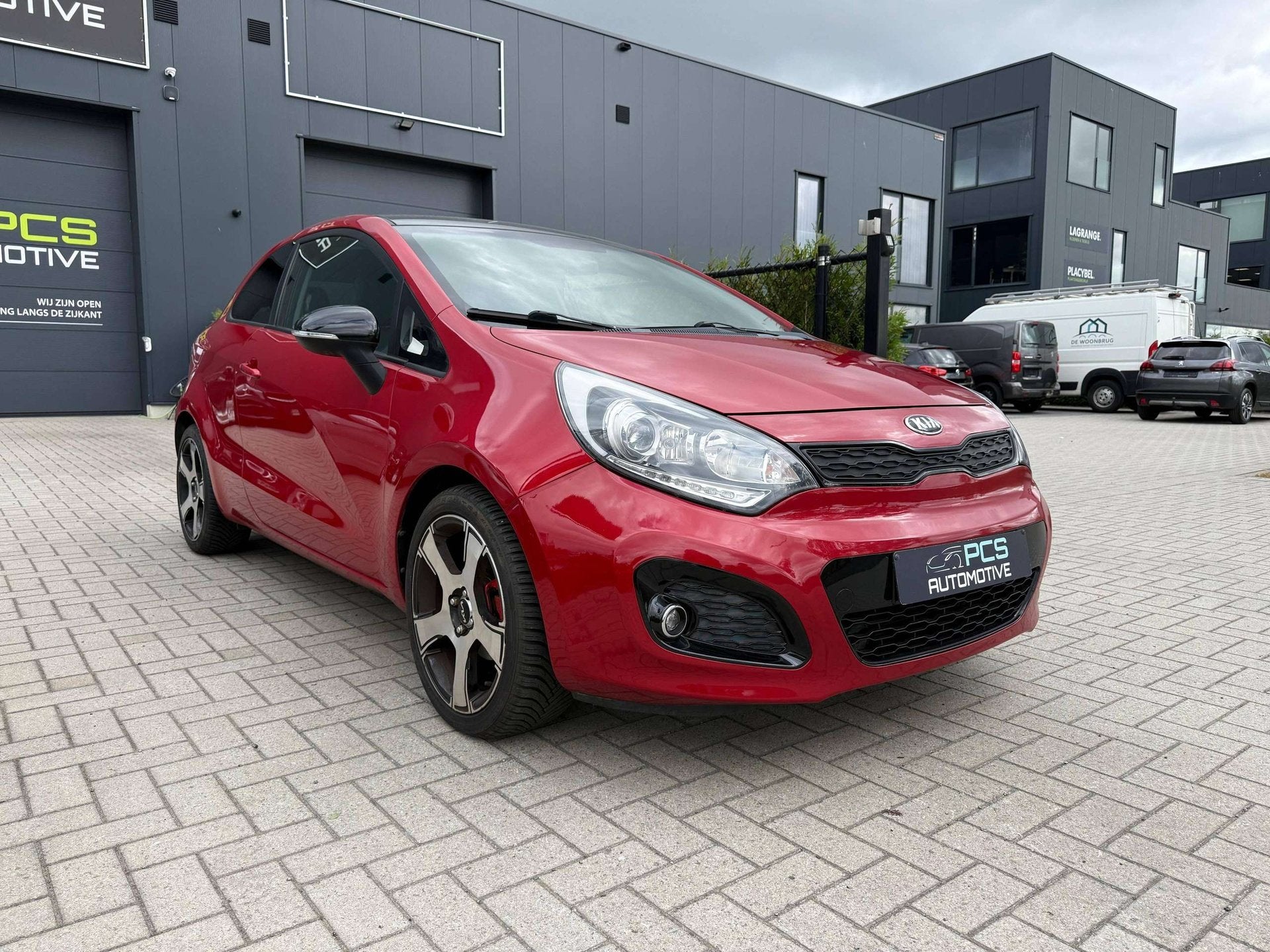 Kia Rio 1.2 Benzine / 3 Deurs / 5 Zitplaatsen / Uit Overname, Auto's, Stof, Gebruikt, 4 cilinders, Rio