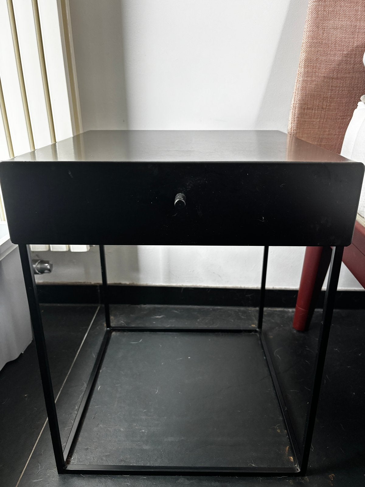 Set van 2 zwarte metalen nachtkastjes – 41x41x50, Huis en Inrichting, Ophalen, Zo goed als nieuw