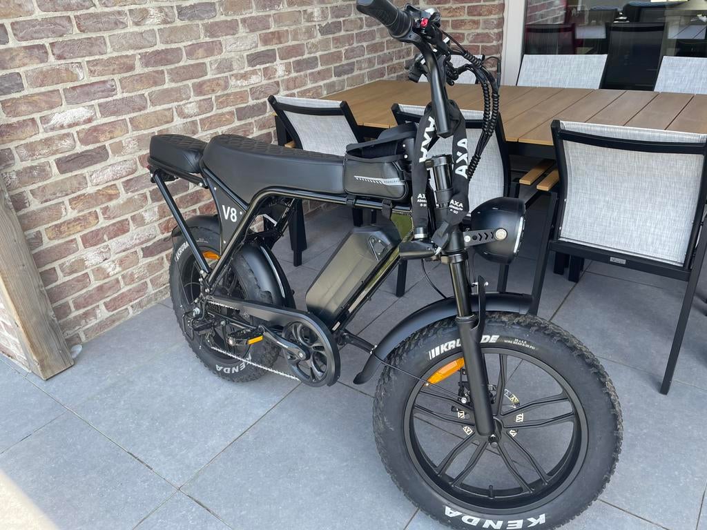 Fatbike v8, Fietsen en Brommers, Elektrische fietsen, Ophalen, Zo goed als nieuw