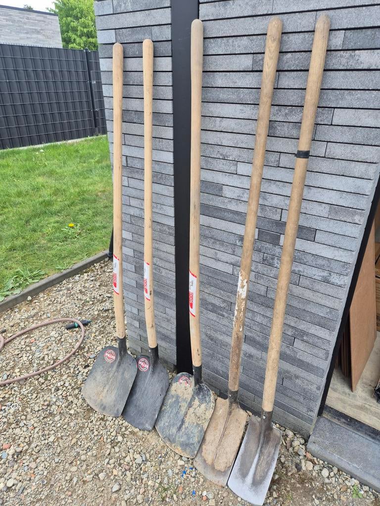 3x zandschop, 2x smalle schop/spade, Tuin en Terras, Ophalen