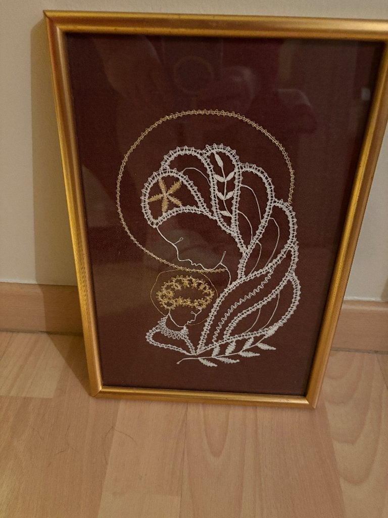 kader met Onze Lieve vrouw in kant, Antiek en Kunst, Ophalen of Verzenden