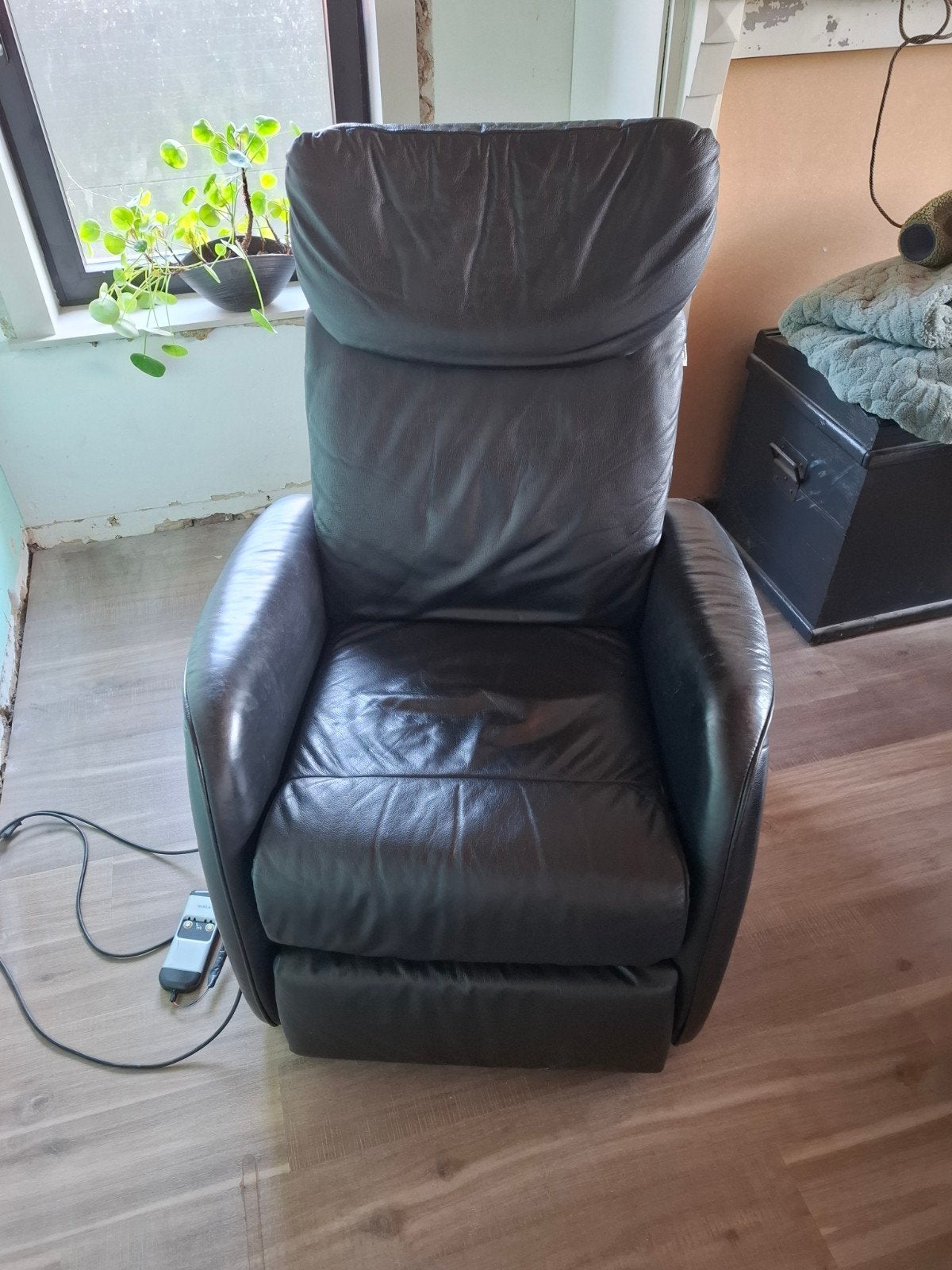 Electrische leder zetel, Huis en Inrichting, Ophalen