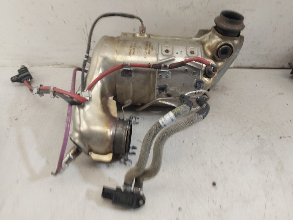 CATALYSEUR Nissan Qashqai (J12) (01-2021/07-2025), Germany@nissan-services.eu, Kronenweg 38
50389  Wesseling, DE, Utilisé, Nissan
