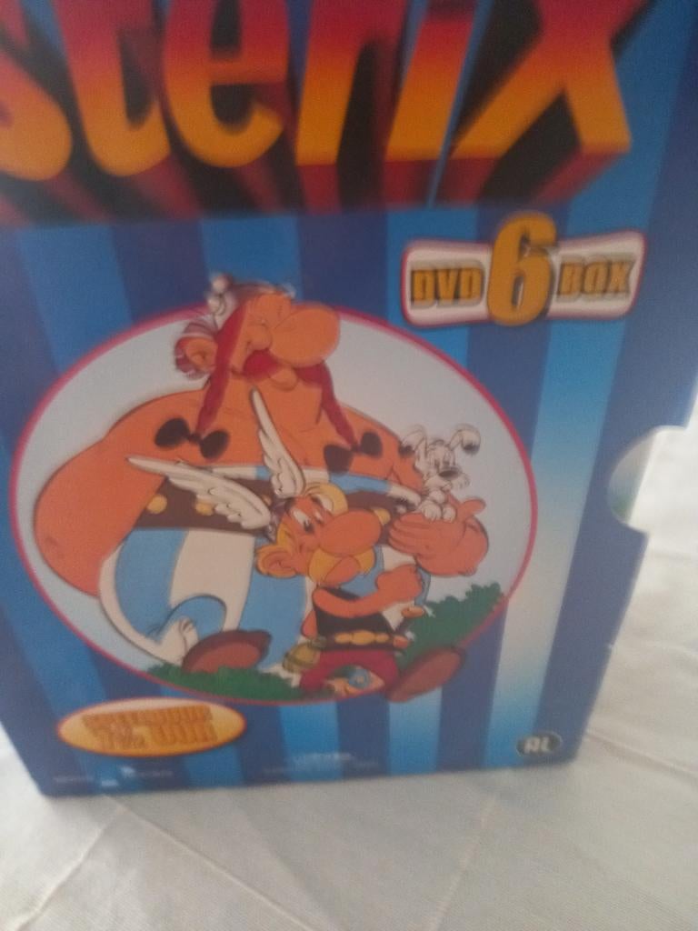 Dvd box asterix en obelix, Collections, Personnages de BD, Enlèvement, Astérix et Obélix, Comme neuf, Autres types