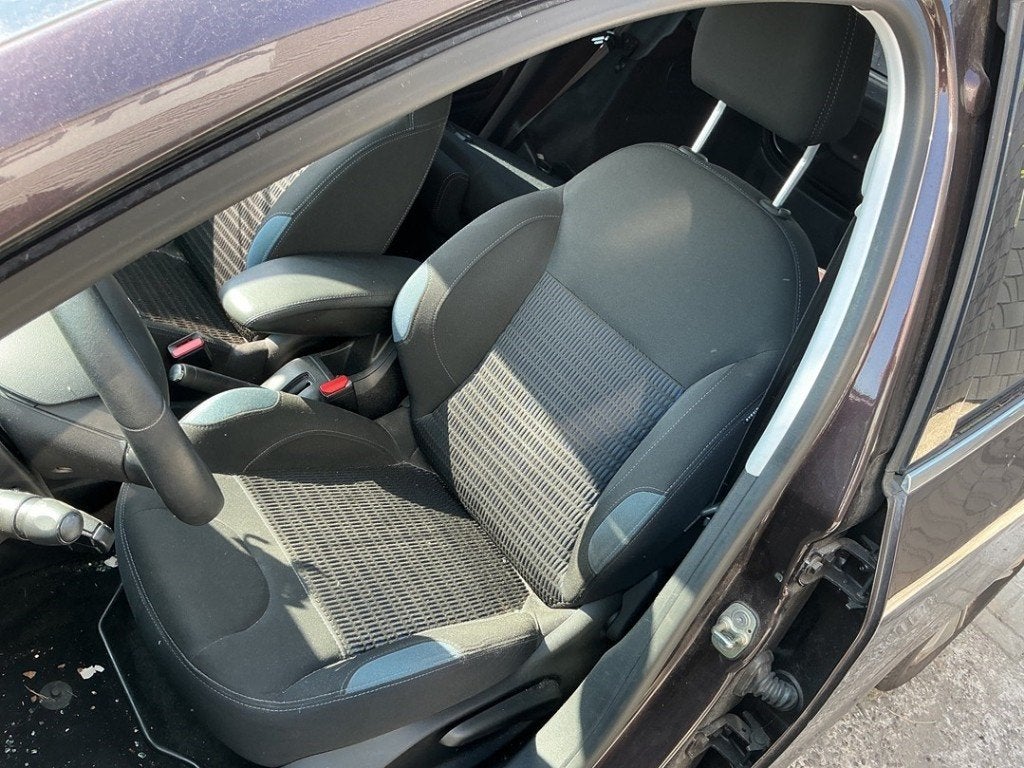 SIEGE AVANT GAUCHE ( CONDUCTEUR ) 208 I (CA / CC / CK / CL), Autos : Pièces & Accessoires, Kontakt-peugeot@peugeot.com, Utilisé