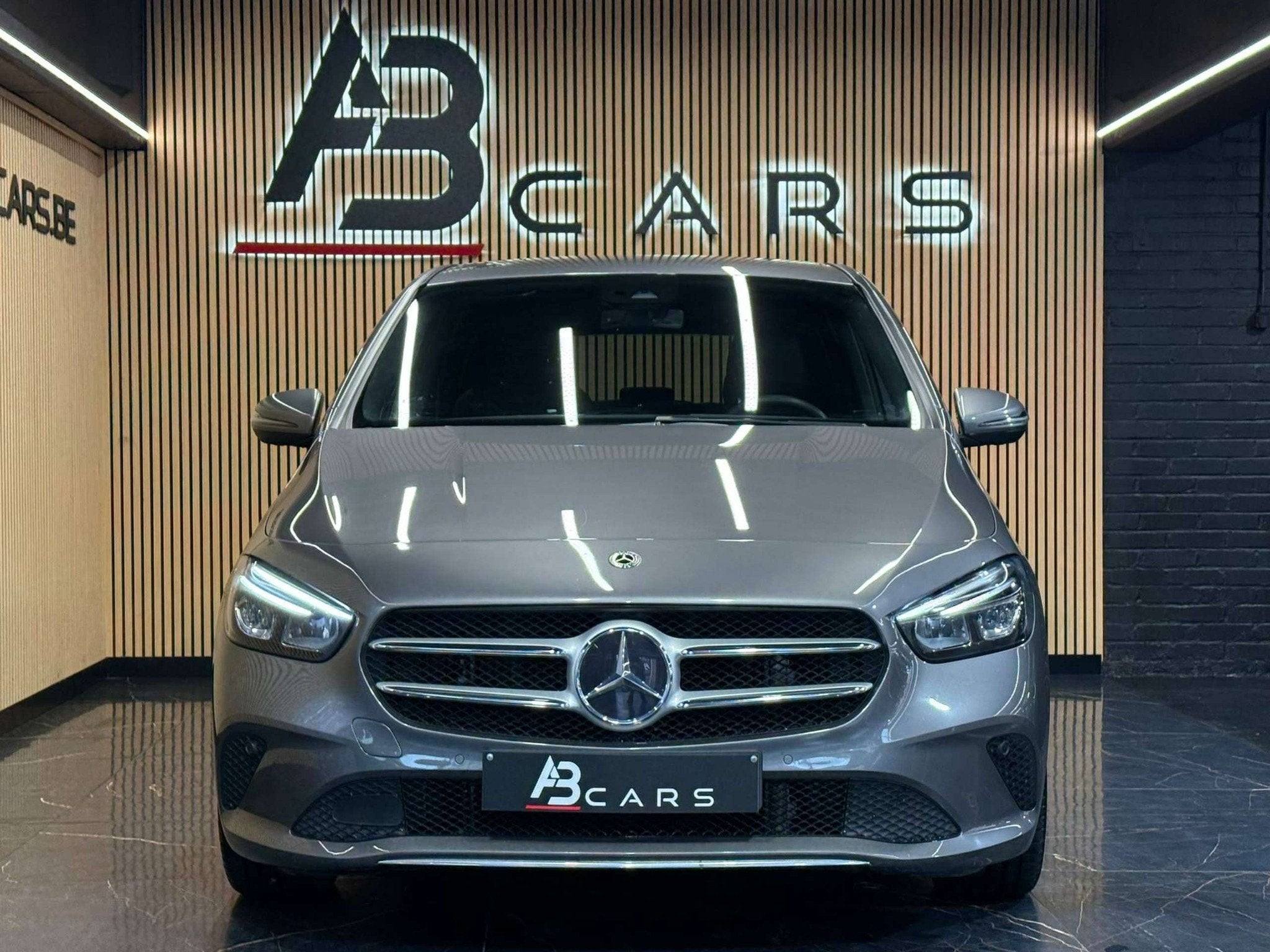 Mercedes-Benz B-Klasse 180 d * PACK SPORT * GARANTIE 12 MOIS, Autos, Argent ou Gris, Achat, Euro 6, Entreprise