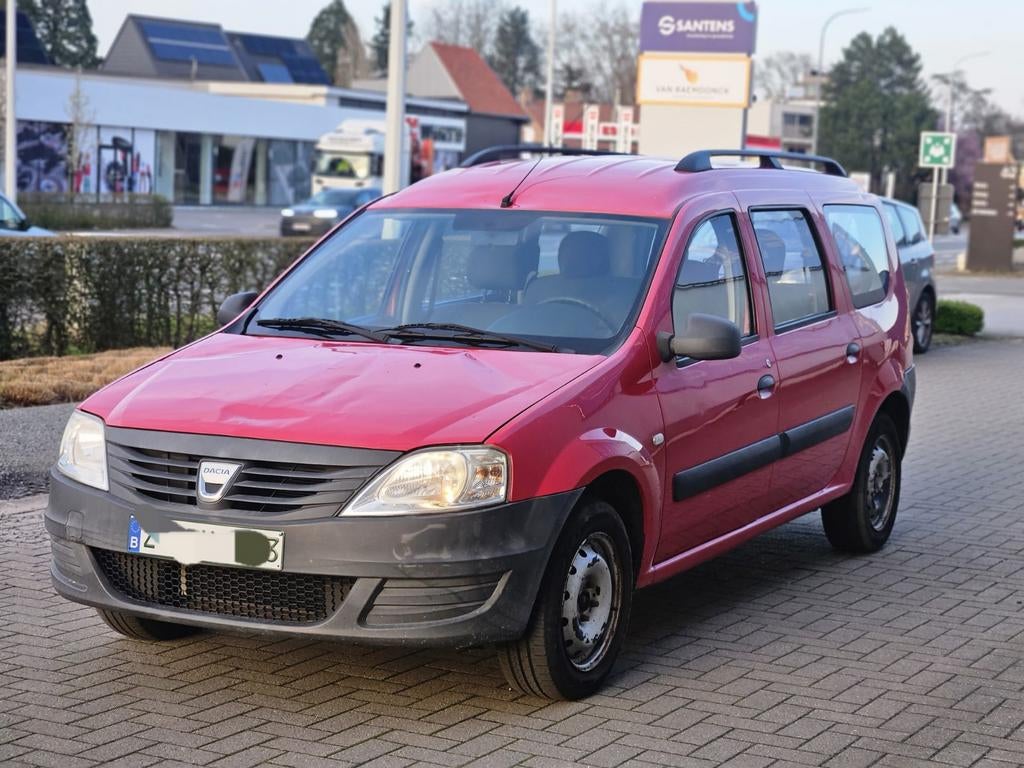 Dacia Logan essence 1.4 à 2010 175 000 km 

démarrer la voit, Autos, Achat, Logan, Particulier, Essence