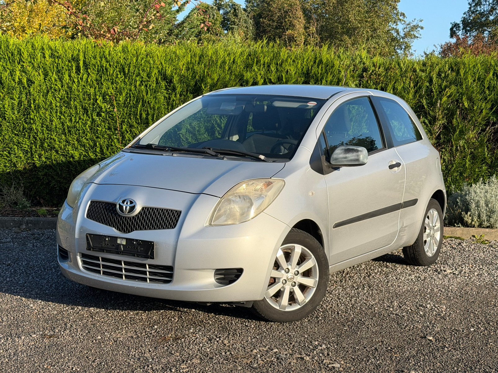 Toyota Yaris 1.3 essence /209 000km, Achat, Entreprise, Boîte manuelle, Berline