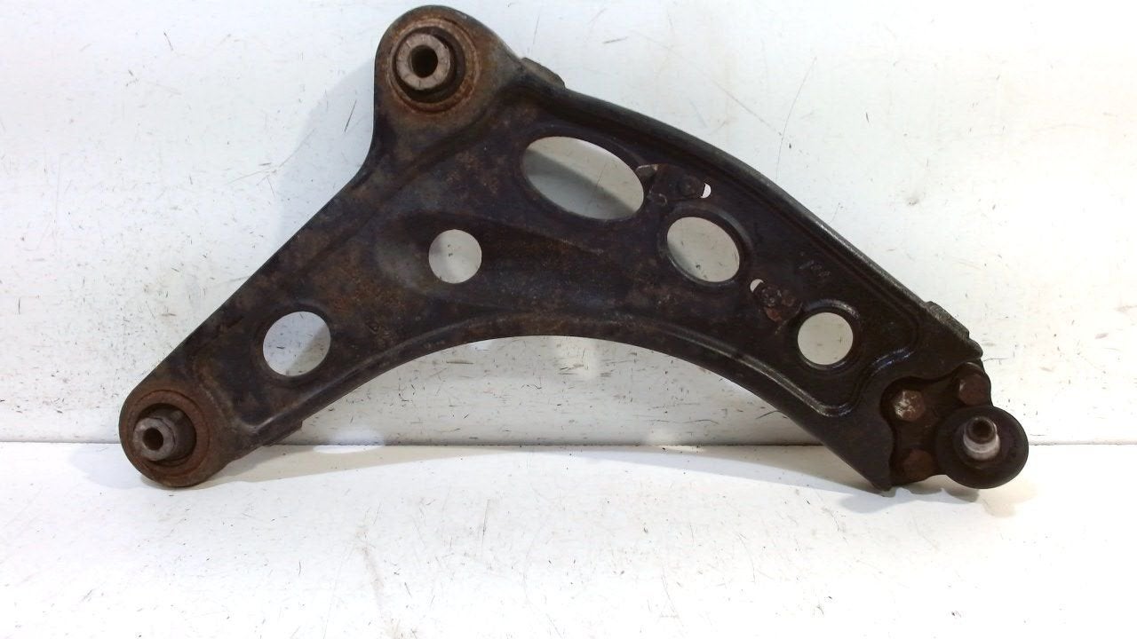 Draagarm rechts voor Renault Trafic, Onderdelen@venauto.nl, Van der Ven Autorecycling B.V., Ettenseweg 76, 4706 PB Roosendaal, The Netherlands