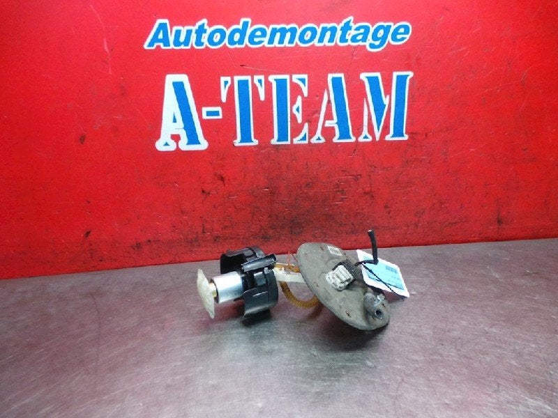 BRANDSTOFPOMP BMW 5 serie (E39) (01-1995/12-2004), Gebruikt, BMW, Petuelring 130
80809  München, DE, Bayerische Motoren Werke AG