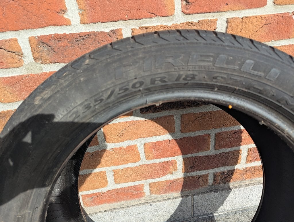 4 autobanden (235/50 R18) – Pirelli, Michelin & Continental, Ophalen, 18 inch, Gebruikt, 235 mm