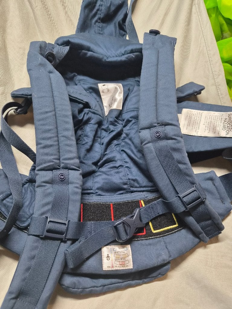 Ergobaby (merk) babydrager, Kinderen en Baby's, Babydragers en Draagdoeken, Zo goed als nieuw, Buik, Draagzak, Ophalen