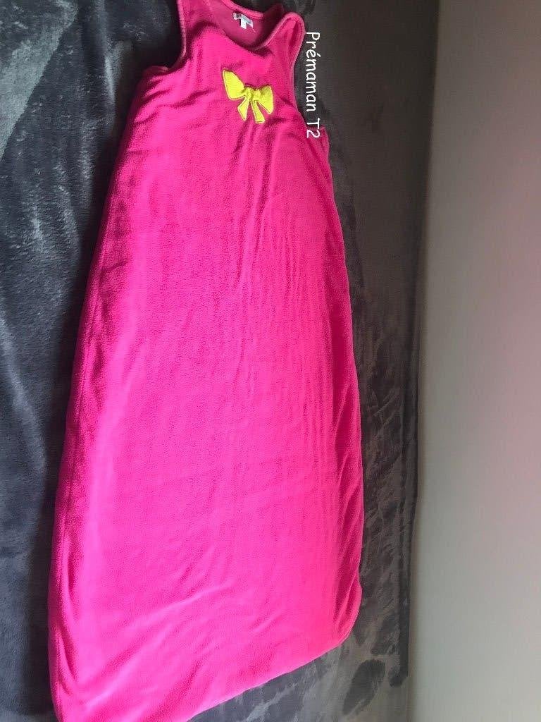 Prémaman sac de couchage fuchsia bien chaud T2, Enfants & Bébés, Raccourcissable, Enlèvement ou Envoi, Utilisé, Sac de couchage