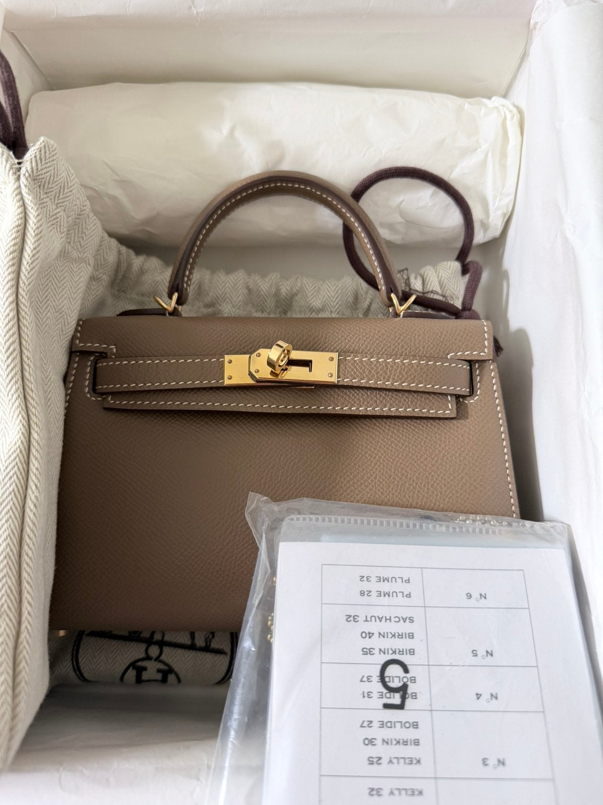 Mini tas, Handtassen en Accessoires, Verzenden, Zo goed als nieuw, Beige, Avondtasje