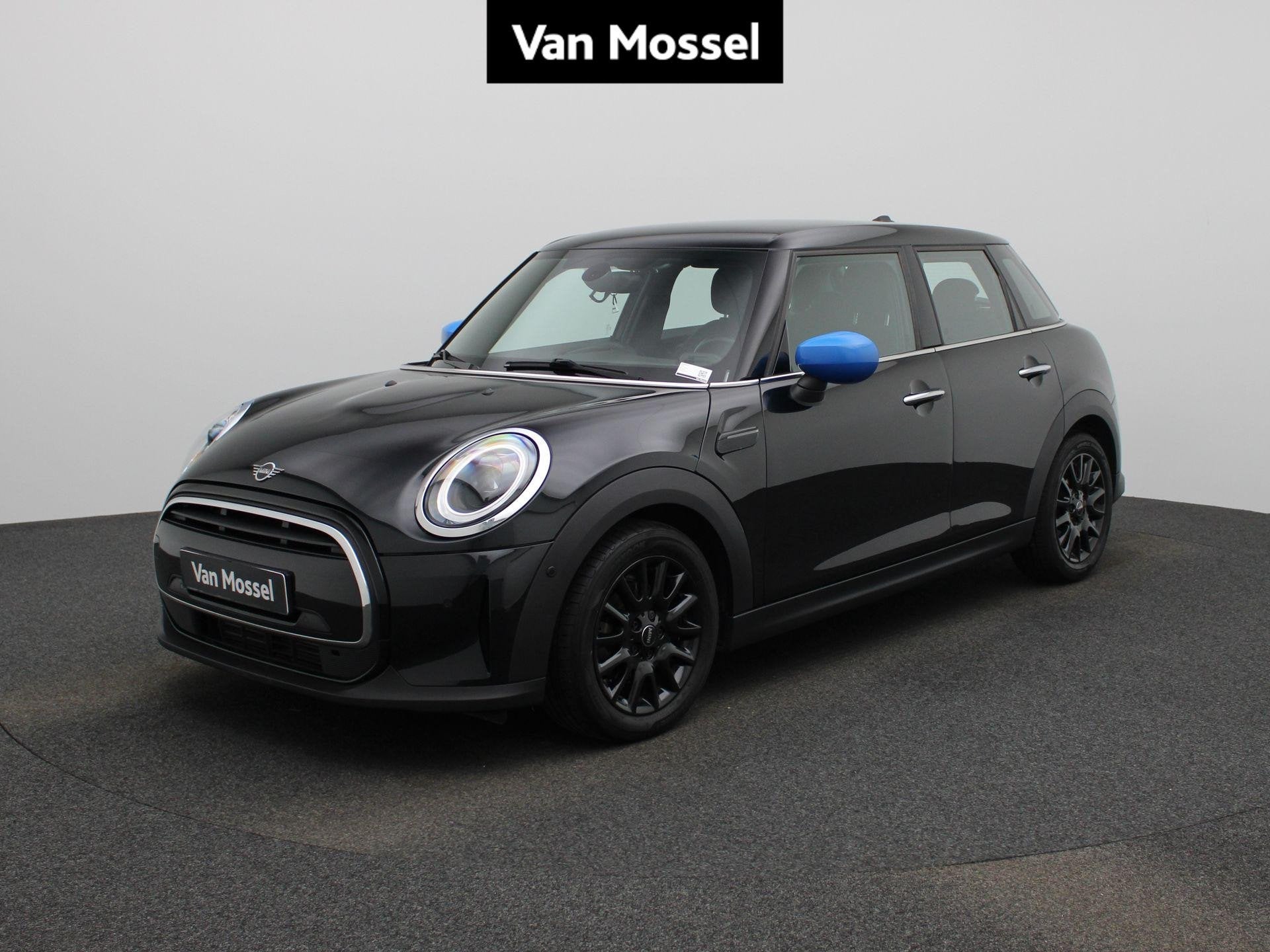 Mini Mini 5 door One | PDC V+A | Bluetooth | Cruise Control, Voorwielaandrijving, 75 kW, Stof, Gebruikt