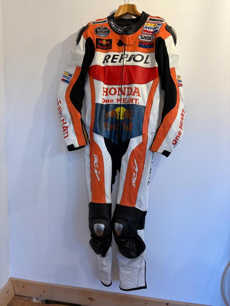 Motorpak 1delig repsol, Ophalen