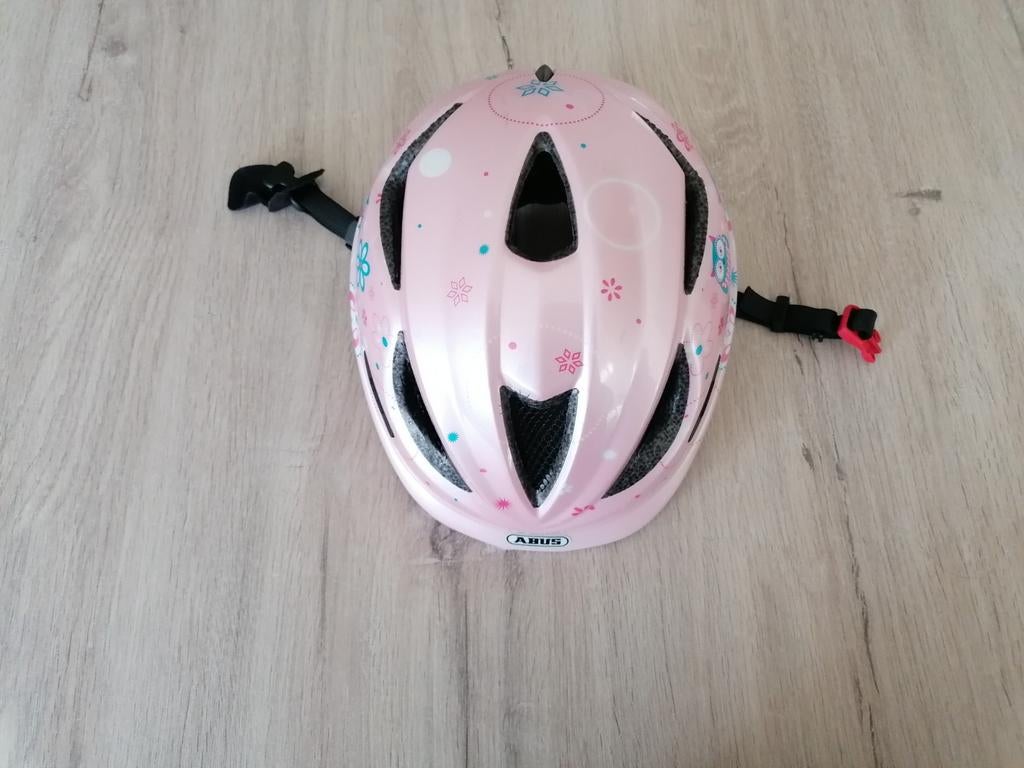 Kinderhelm roze, Ophalen