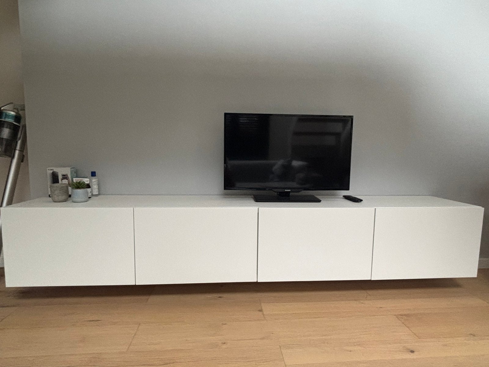 Tv meubel Besta Ikea, Enlèvement, Utilisé