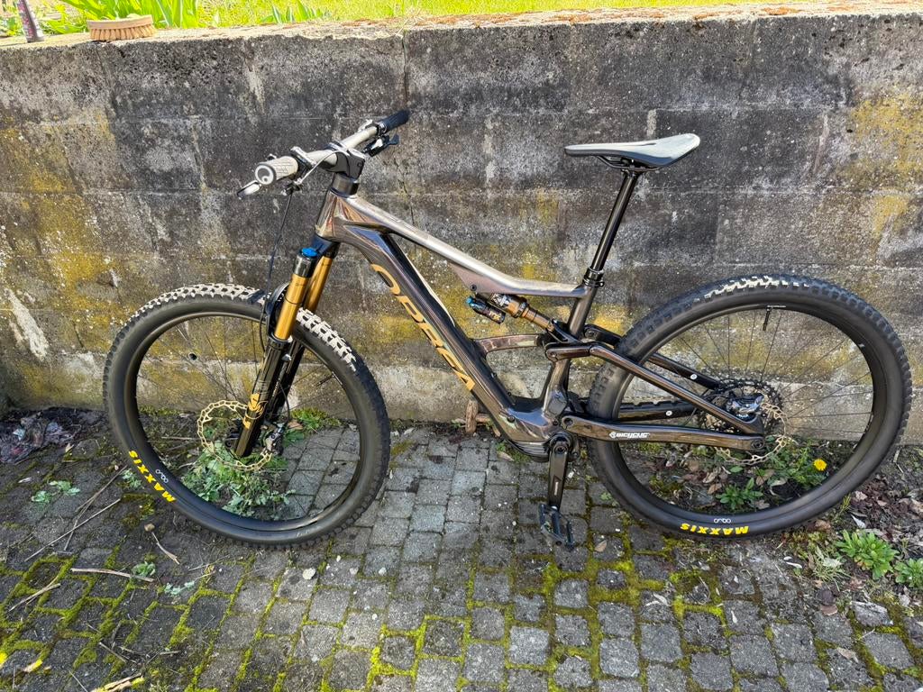 VTT électrique Orbea rise LT M10 2025, Fietsen en Brommers, Fietsen | Heren | Sportfietsen en Toerfietsen, Vering, 10 tot 15 versnellingen