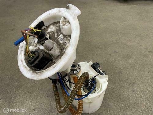 Brandstofpomp  BMW 1-serie F20 114i 16117243974, Enlèvement ou Envoi, Utilisé, BMW, BMW