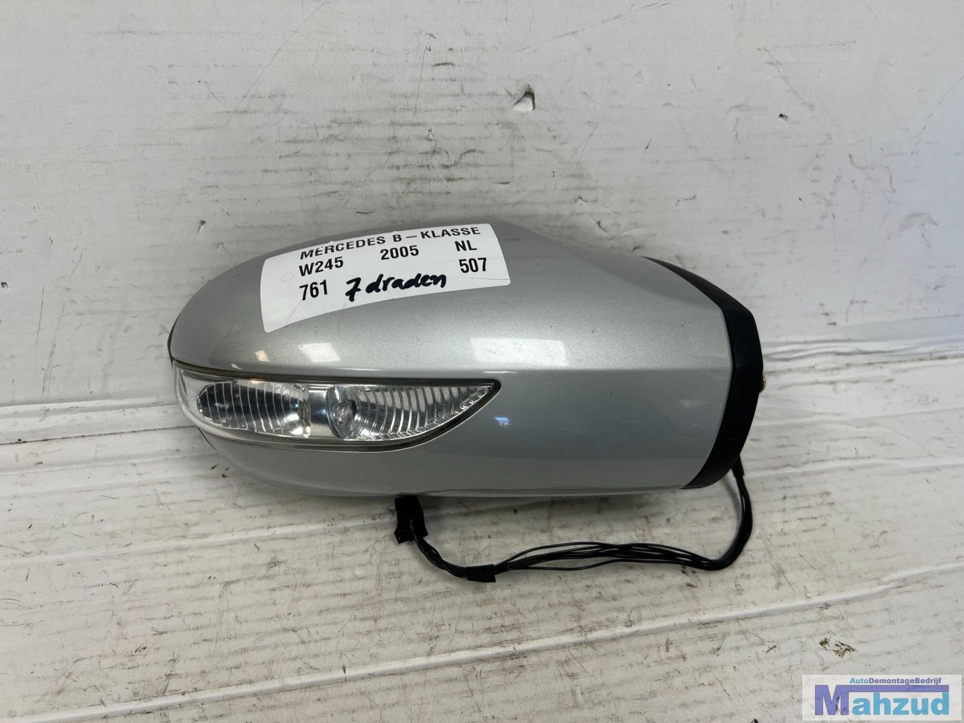 MERCEDES B KLASSE W245 Zilver 761 rechts spiegel 2005-2011, Gebruikt, Mercedes-Benz AG, Mercedes-Benz, Mercedesstrasse 120
70372  Stuttgart, DE