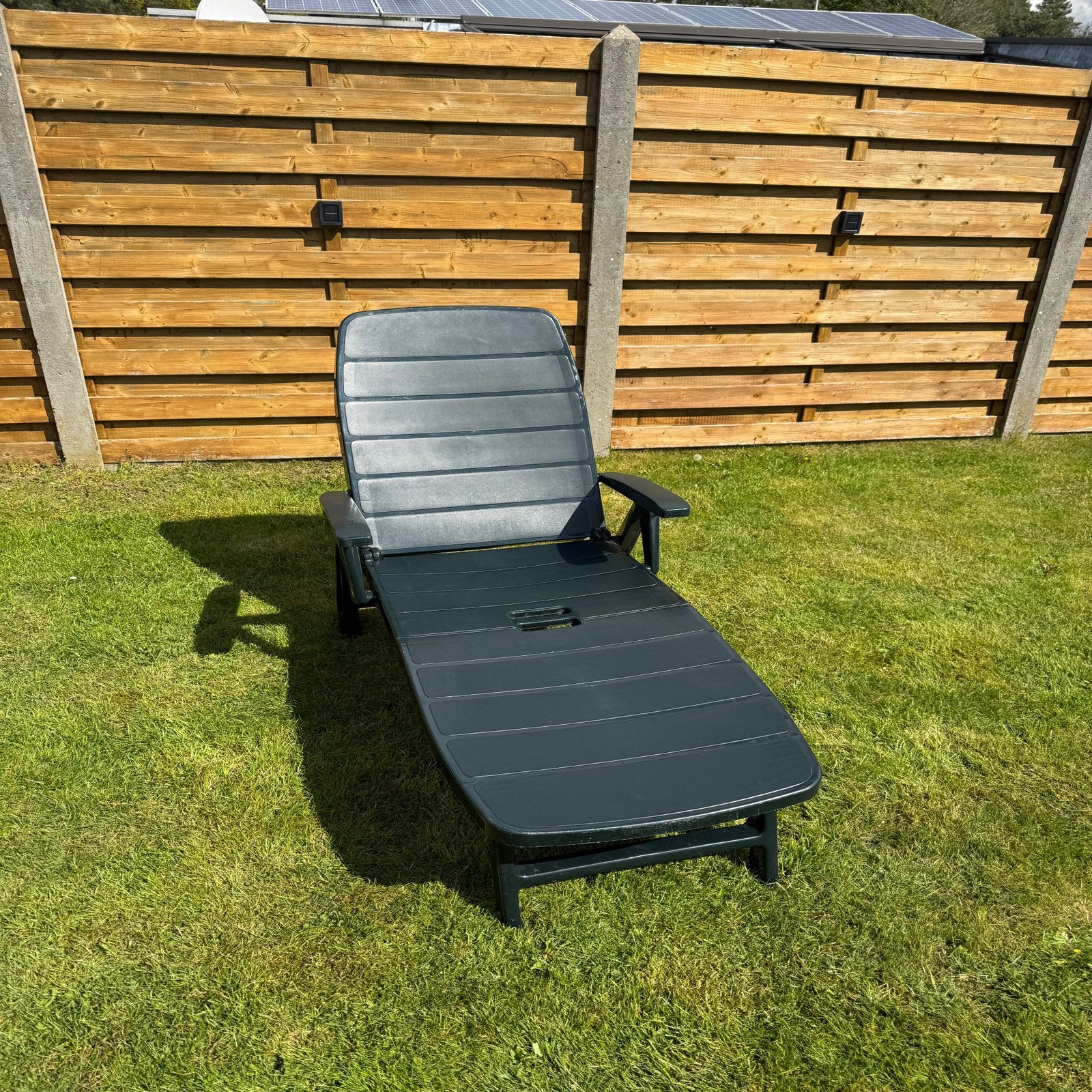 Comfortabele verstelbare ligstoel voor in de tuin, Tuin en Terras, Ophalen, Nieuw