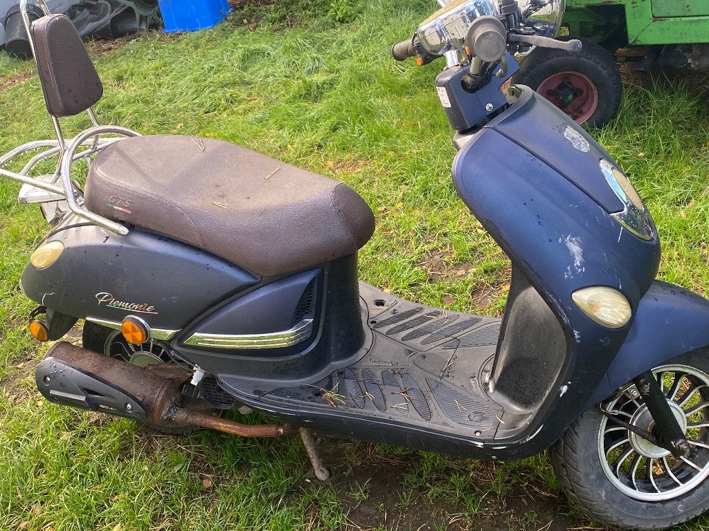 Scooter A classe, Enlèvement, Utilisé, Essence