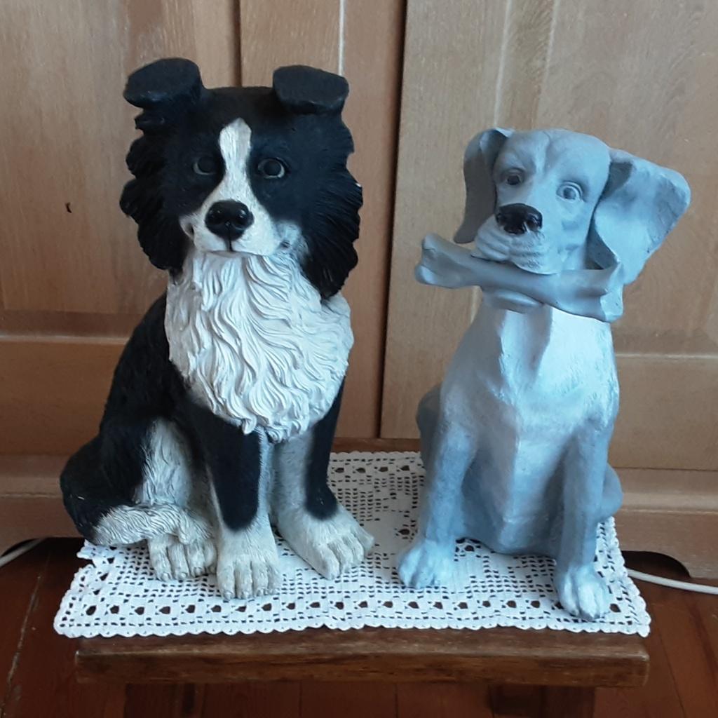 SET kunststoffen honden beelden, H35cm, Prijs voor allebei, Tuin en Terras, Tuinbeelden, Ophalen of Verzenden, Gebruikt, Kunststof