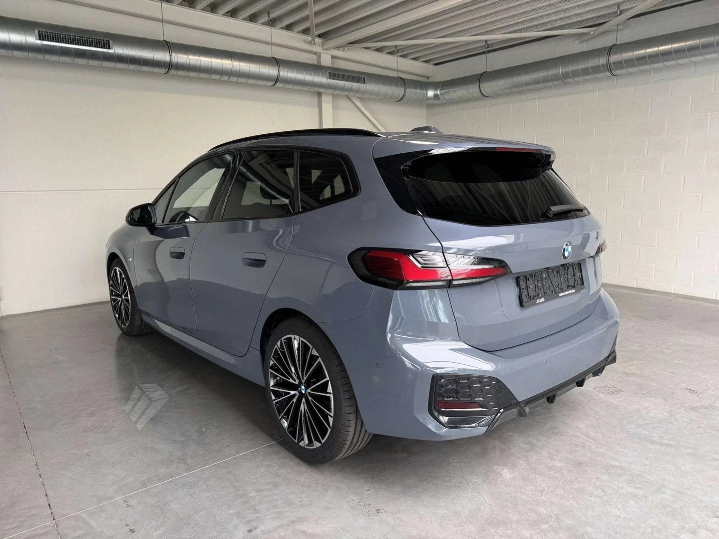 BMW 2 Serie Tourer 218 Active 218iA -M-Pakket - Individual 1, Autos, Achat, Entreprise, 5 places, 145 g/km