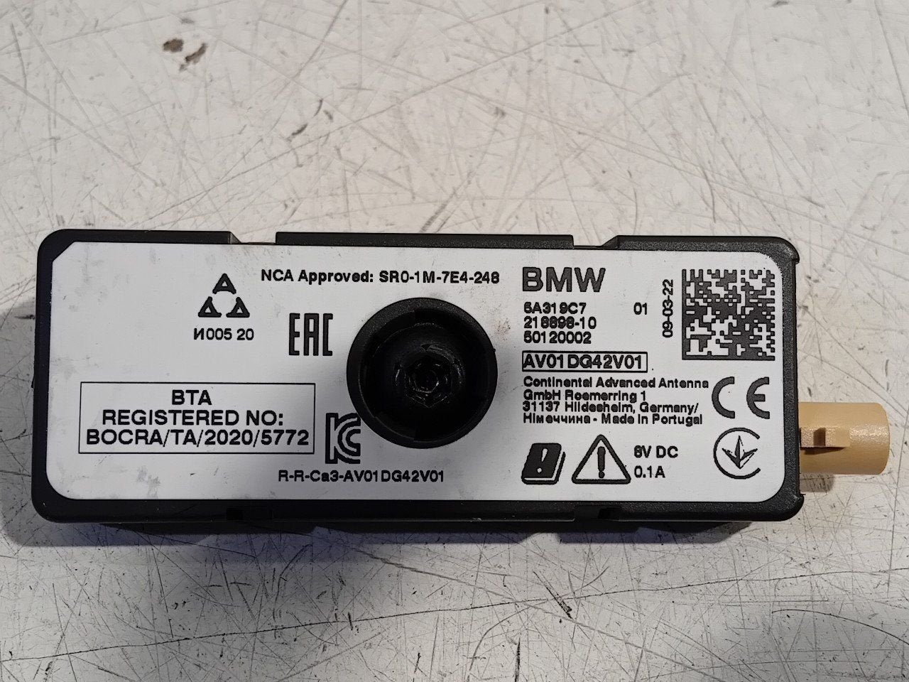Antenne versterker BMW iX, Ophalen of Verzenden, Van der Ven Autorecycling B.V., Onderdelen@venauto.nl, Ettenseweg 76, 4706 PB Roosendaal, The Netherlands