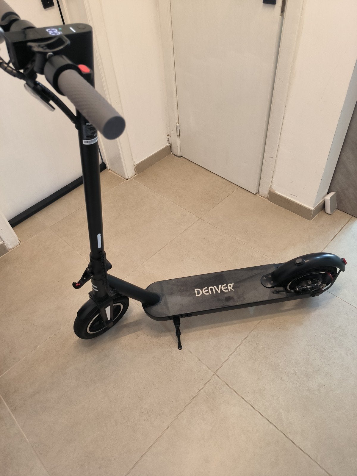Trottinette Denver Comme Neuf