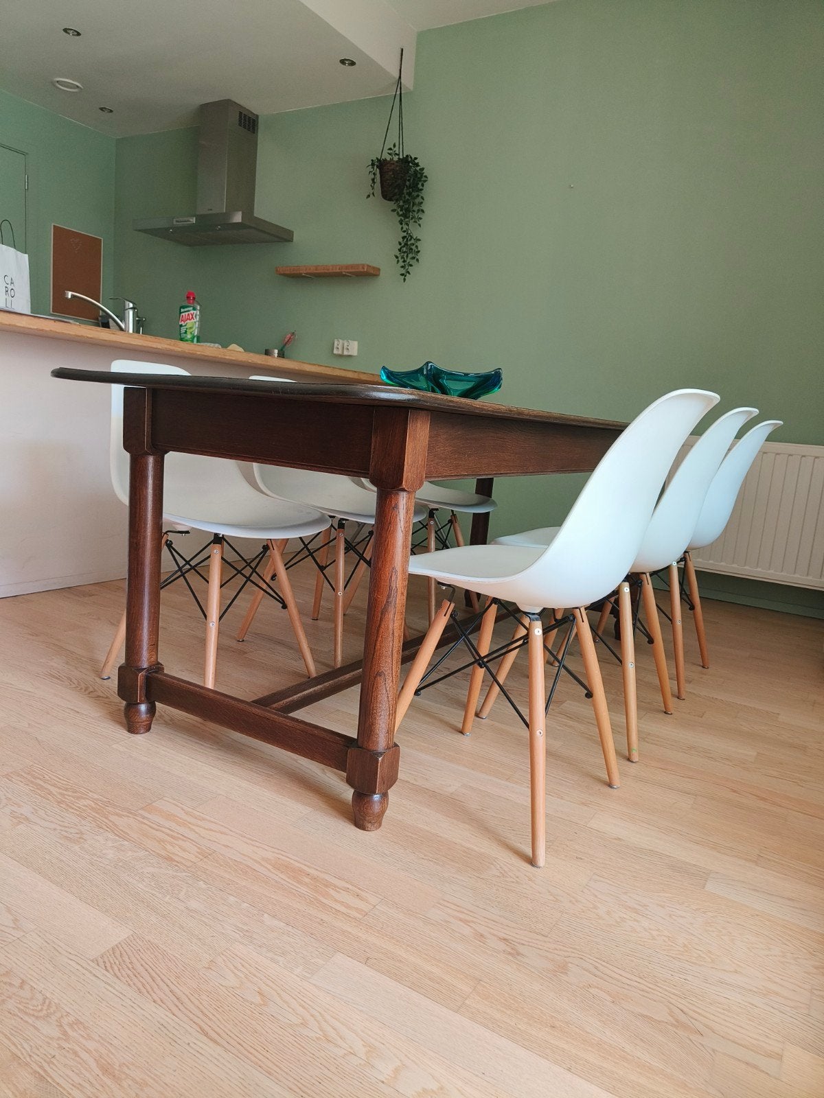Stoel- Replica Vitra Eames DSW chairs, Huis en Inrichting, Stoelen, Ophalen