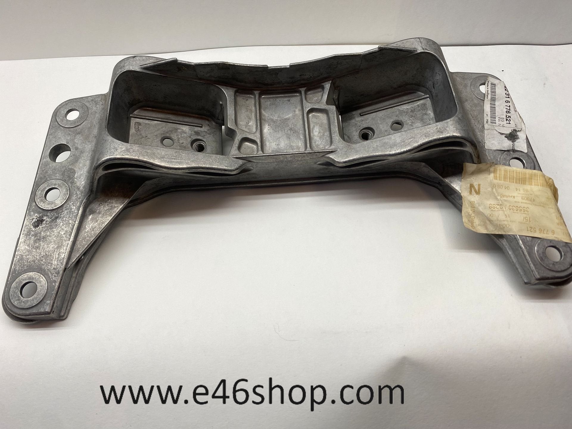 VERSNELLINGSBAKSTEUN BMW E60 E61 E63 E64 OE 22316776521, Neuf, -, -, Enlèvement ou Envoi