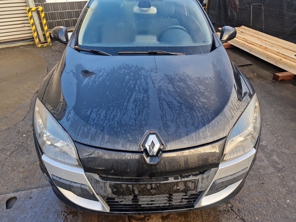 CAPOT Renault Megane III Coupe (DZ) (|651002749R|), Renault, Utilisé, Peter-Huppertz-Straße 5
51063  Köln, DE, Capot moteur