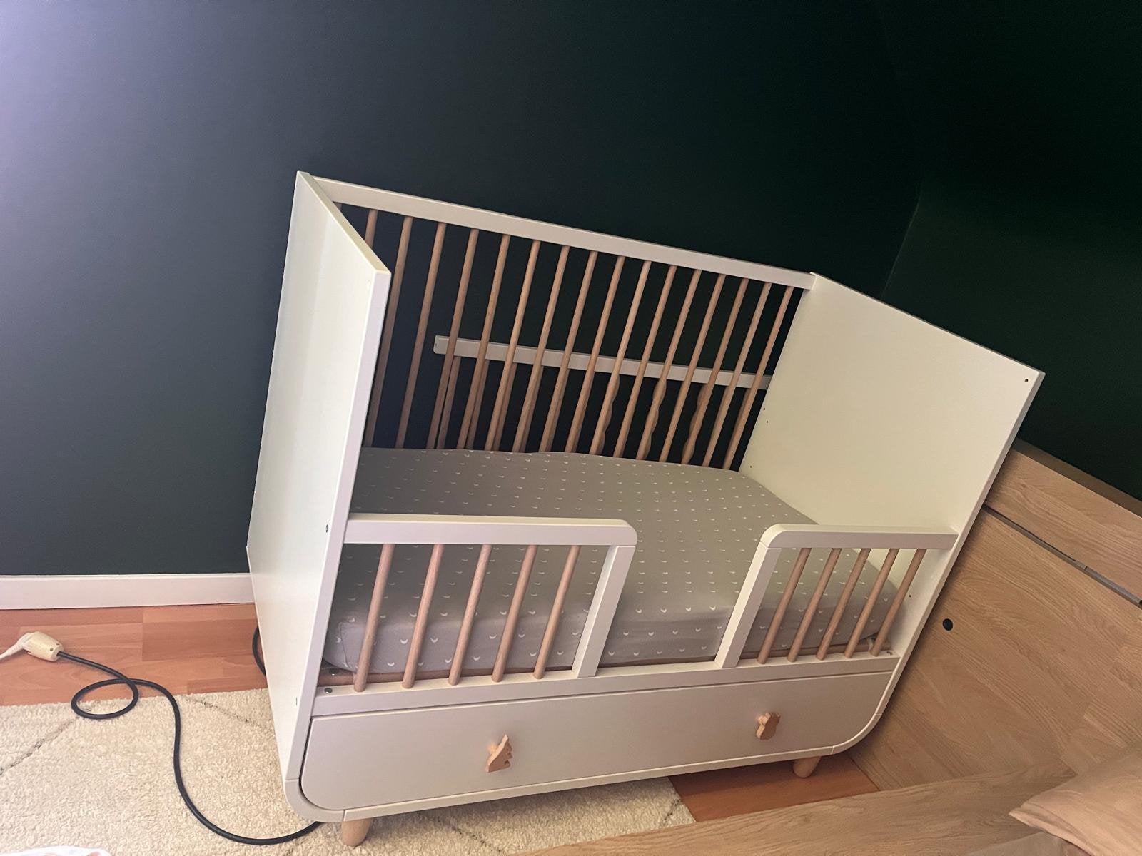 Myrlla- Lit bébé avec tiroir, blanc, 60x120 cm, Neuf, Moins de 70 cm, Lit mezzanine ou Lit superposé, Enlèvement