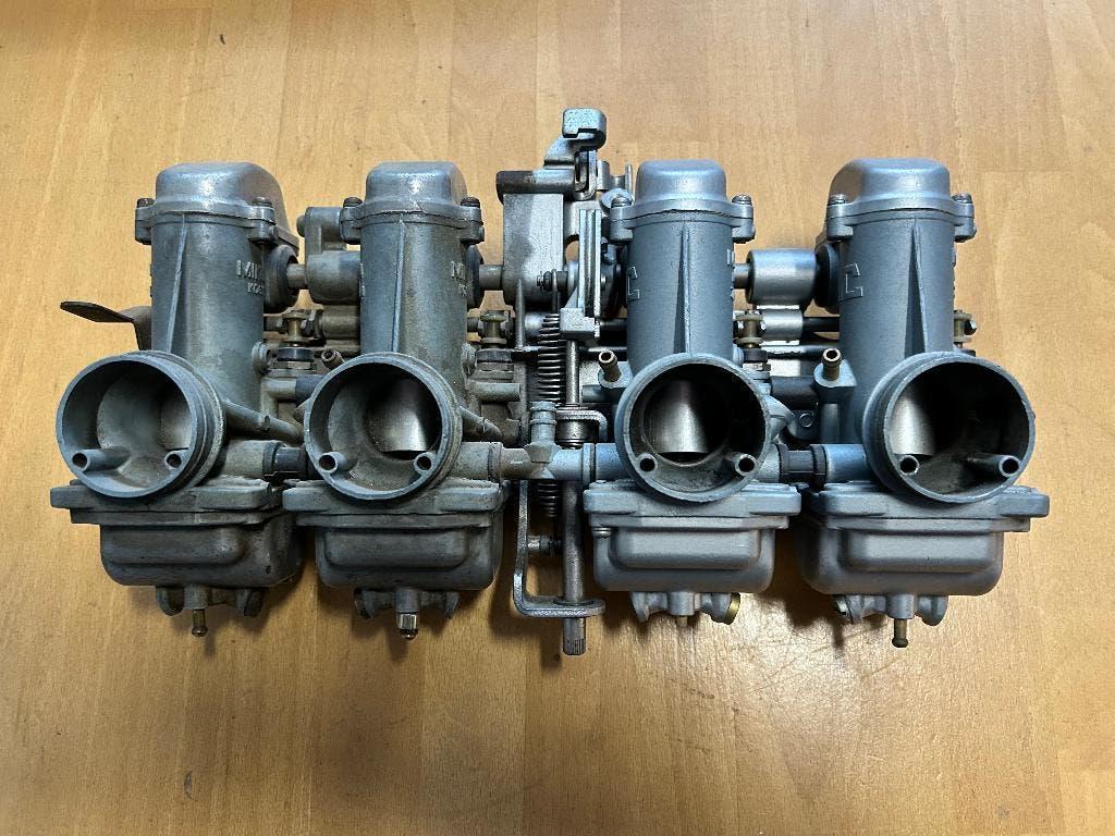 Kawasaki Z900, Motoren, Ophalen