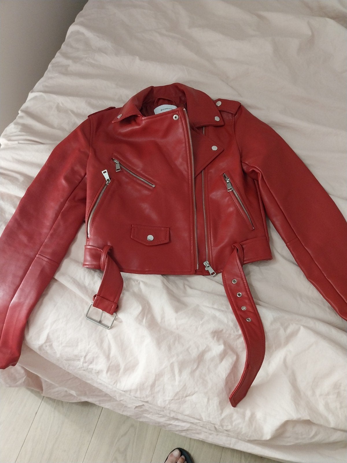 Rood leren jasje stradivarius prima staat, Kleding | Dames, Jassen | Zomer, Ophalen, Maat 36 (S), Rood