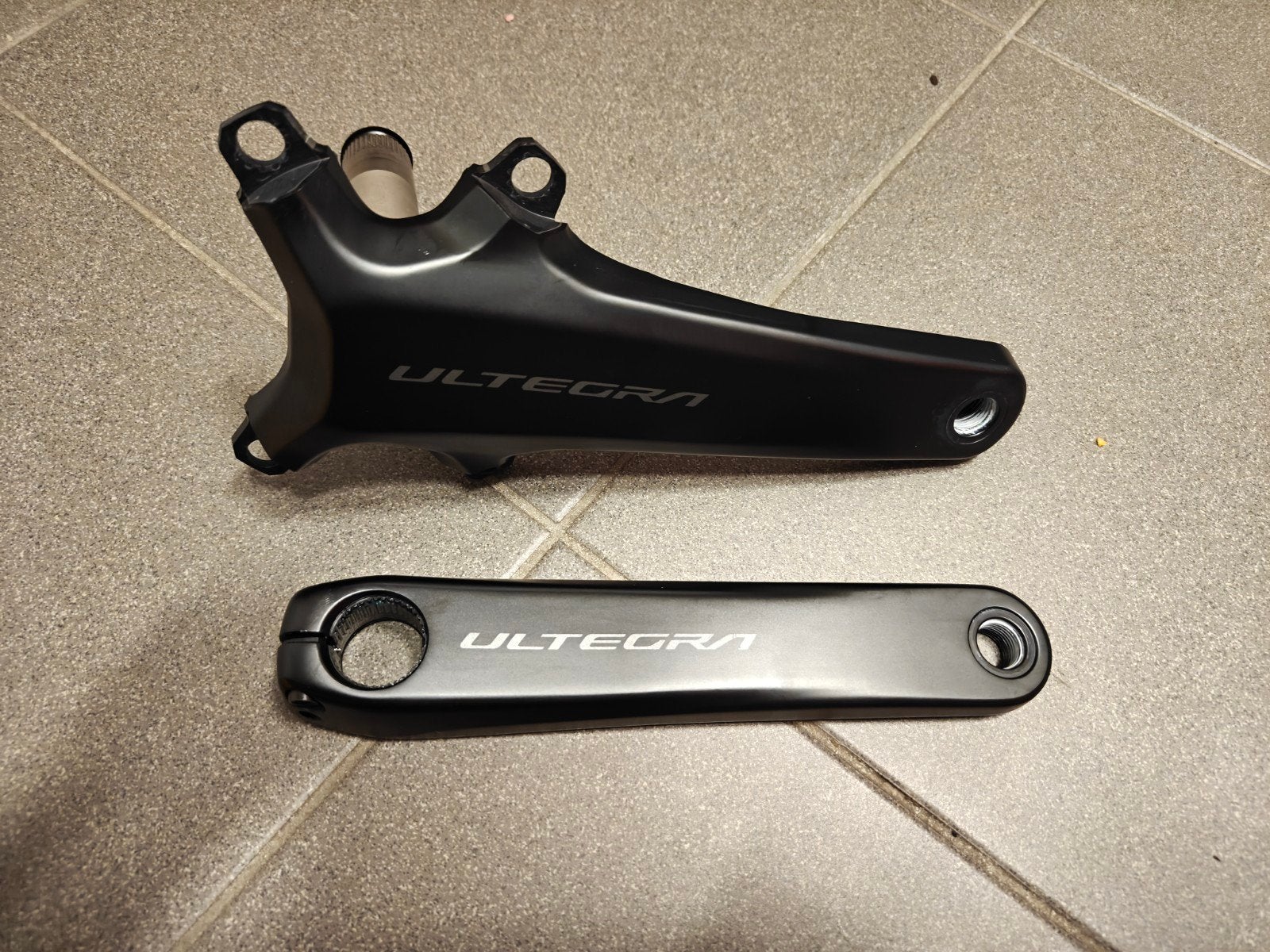 Ultegra 12 speed crank 172,5mm, Fietsen en Brommers, Crankstel of Pedalen, Shimano Ultegra, Ophalen of Verzenden, Zo goed als nieuw