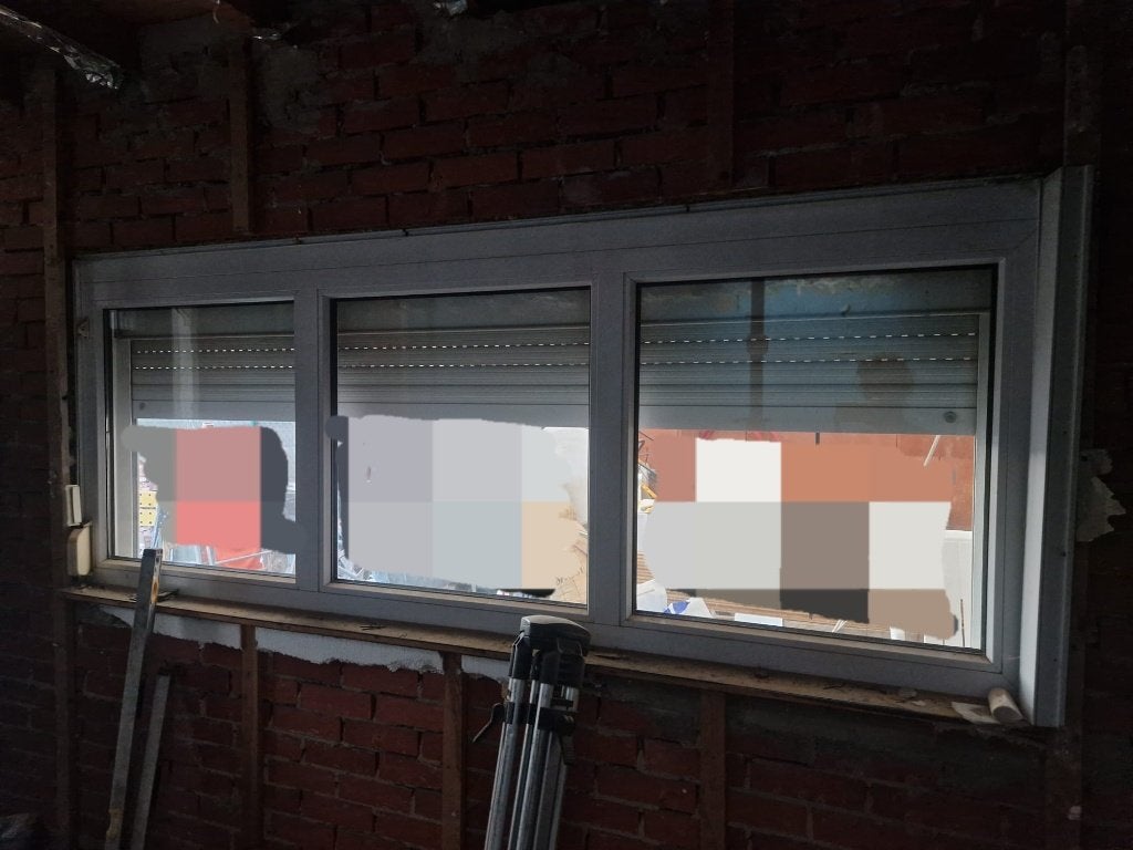 PVC raam met dubbel glas en rolluik – 86 x 217 cm, Bricolage & Construction, Vitres, Châssis & Fenêtres, Double vitrage, 160 cm ou plus