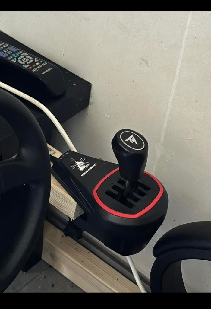 Shifter (Thrustmaster), Enlèvement, Comme neuf