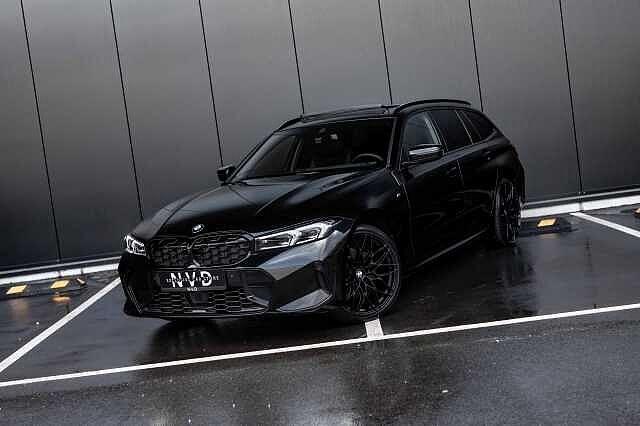 BMW 320 I - Touring | M-Sport | Pano | ACC | Adap. LED |, Auto's, BMW, Automaat, 1998 cc, Zwart, USB