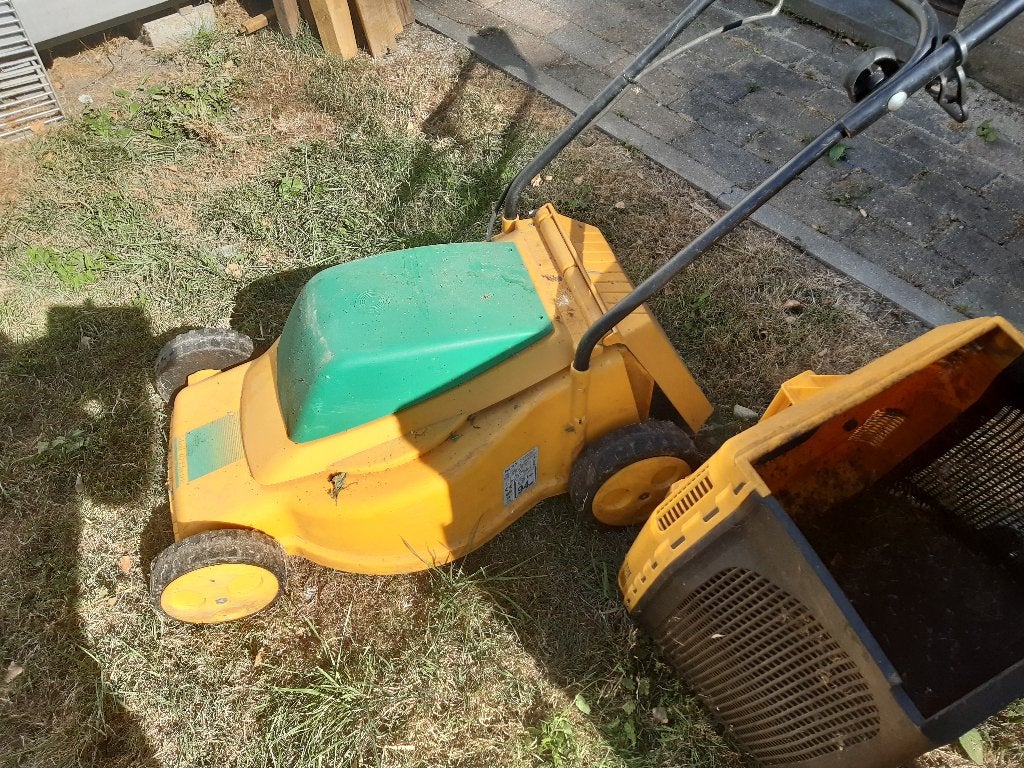 elek grasmachine, Ophalen, Cirkelmaaier, Gebruikt, Elektrische grasmaaier