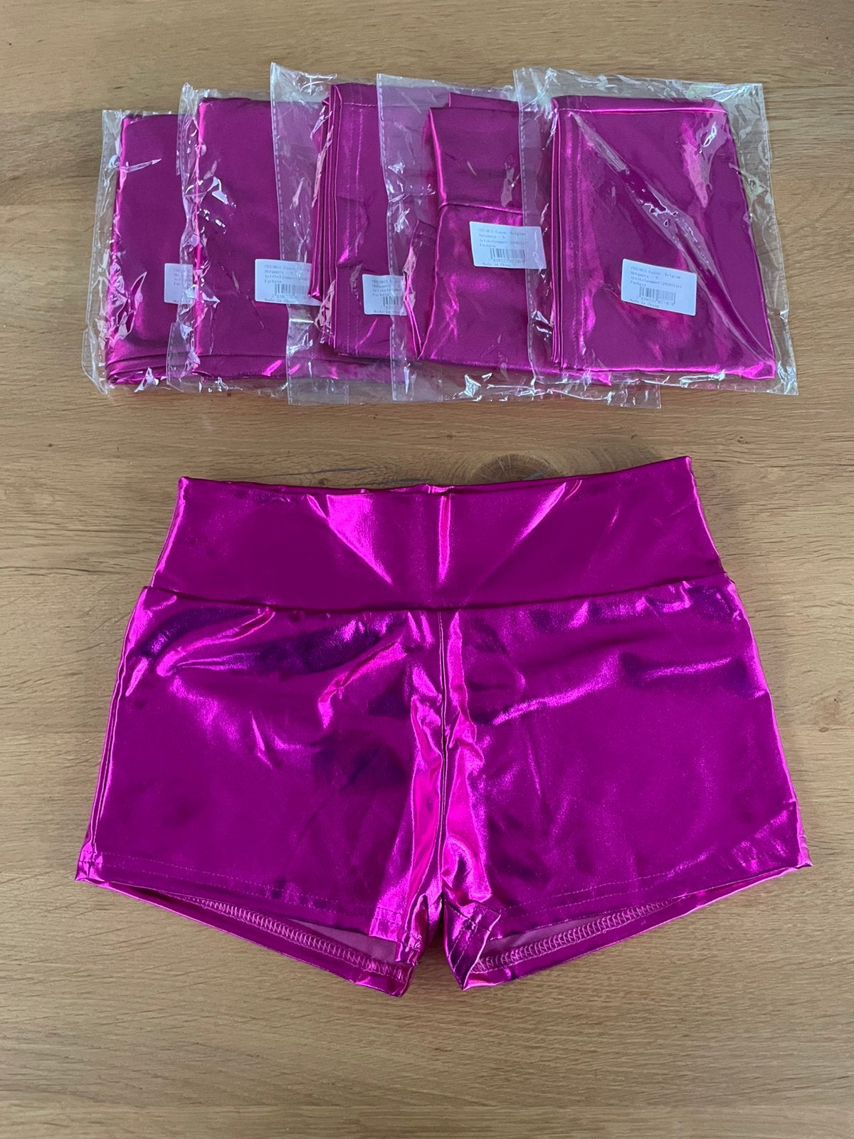 6 nieuwe shortjes rekstof maat small, Enlèvement, Neuf