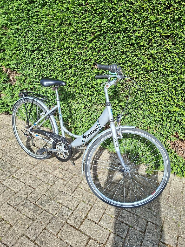Studenten Vrouwenfiets met versnelling 28 inch., Fietsen en Brommers, Ophalen, 28 inch