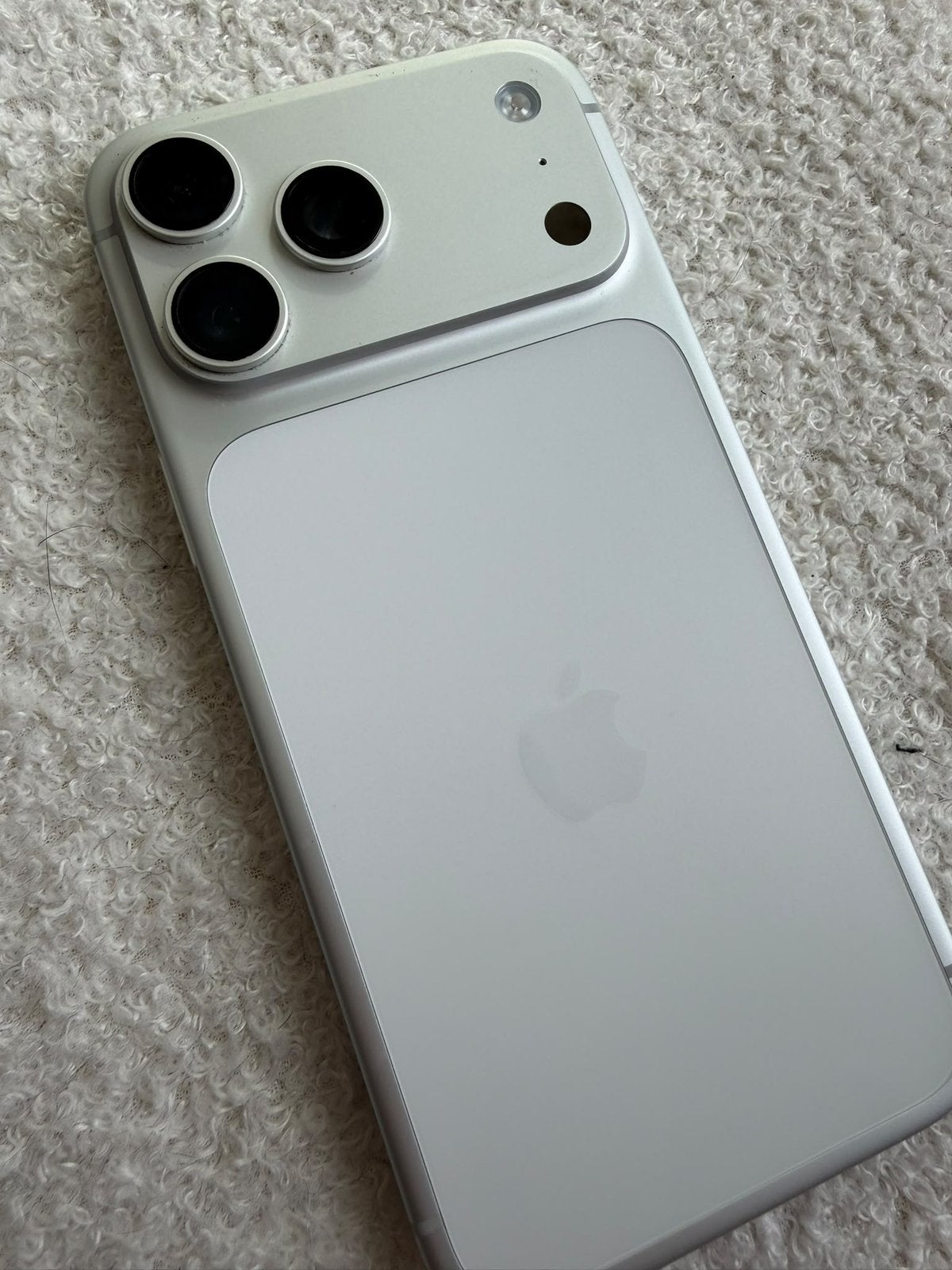Iphone, Télécoms, Enlèvement, Comme neuf, IPhone 17