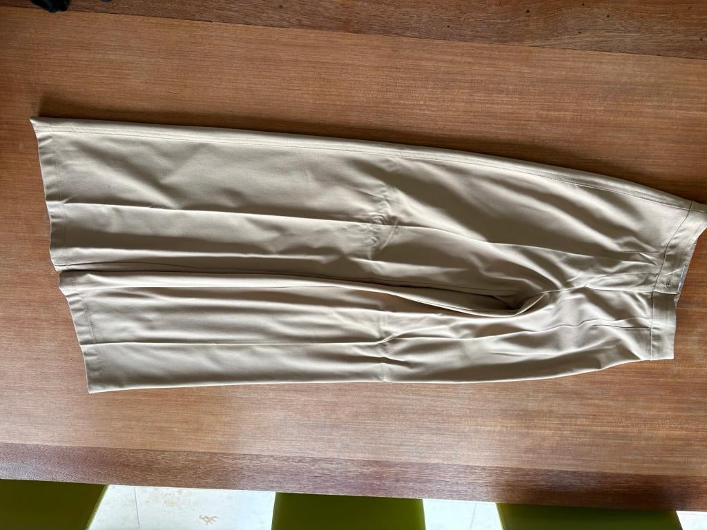 Beige pantalon Bershka XS – nette staat, Beige, Taille 34 (XS) ou plus petite, Comme neuf, Bershka
