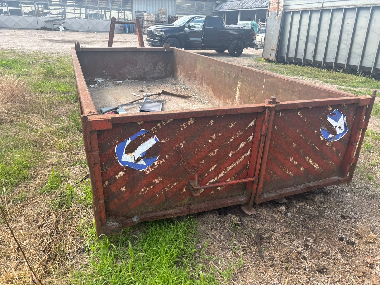 Afvalcontainers 5m x2 meter, Enlèvement