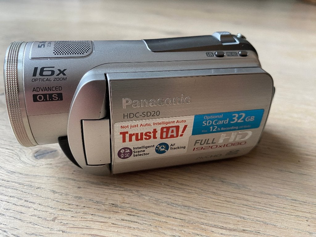 Panasonic Full HD videocamera – 2 accu's + accessoires, Audio, Tv en Foto, Ophalen, Full HD, Gebruikt, Panasonic